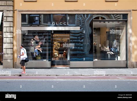 gucci firenze negozio via tornabuoni|gucci cafe florence closed.